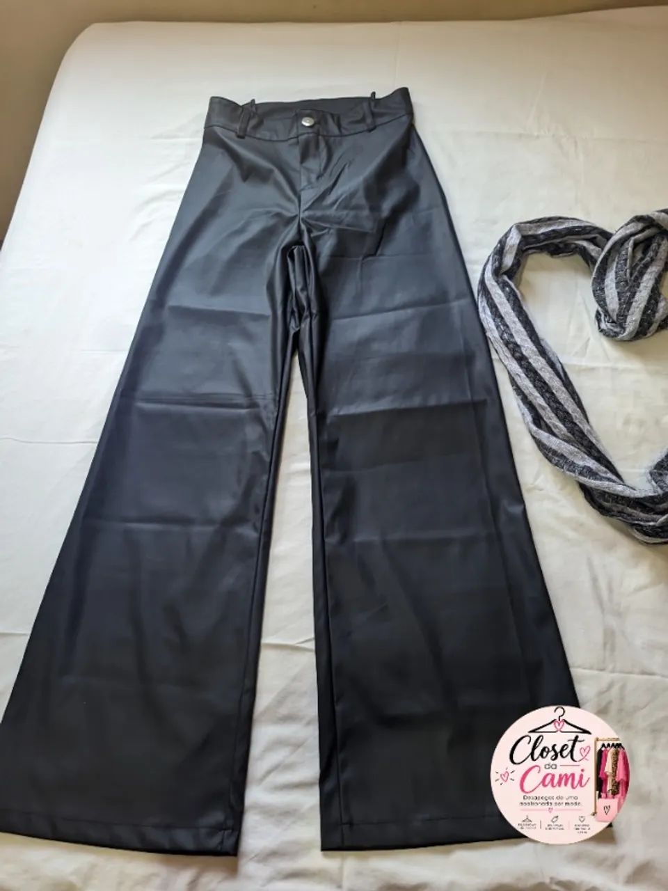 Calça em courino cargo - Foto 2