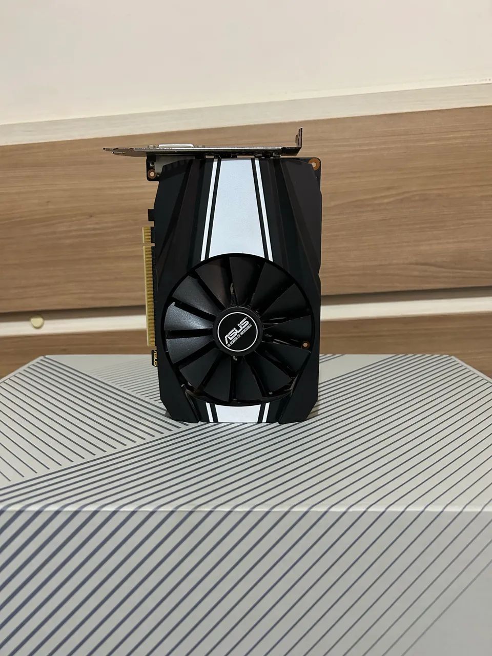 Placa de Video ASUS NVIDIA GTX 1650 Super 4gb - Foto 2