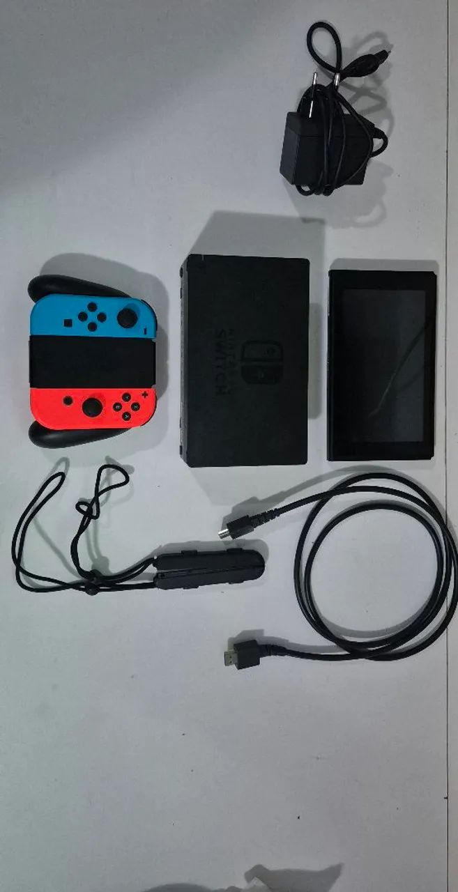 Vendo Nintendo Switch Oled