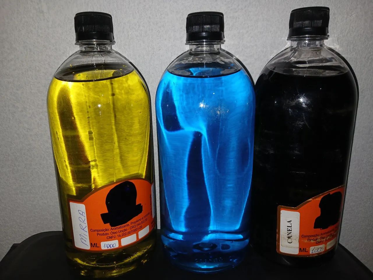 Óleos para fins religiosos. Tenho, de 1 litro e de 500 Ml - Foto 4
