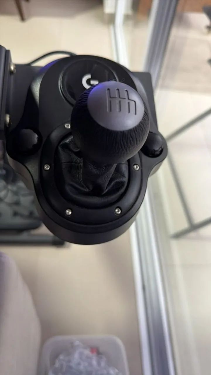 Volante Logitech G923 com TrueForce para Playstation e PC  - Foto 4