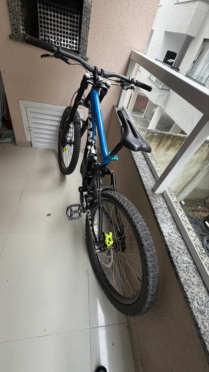 Giant Glory 8.8 com Fox Dhx5.0 e Marzocchi 888 - Foto 4