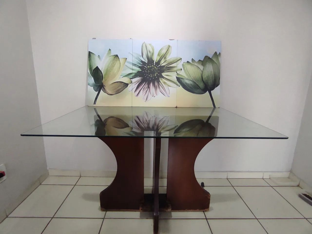 Mesa de vidro grande . VENDO 