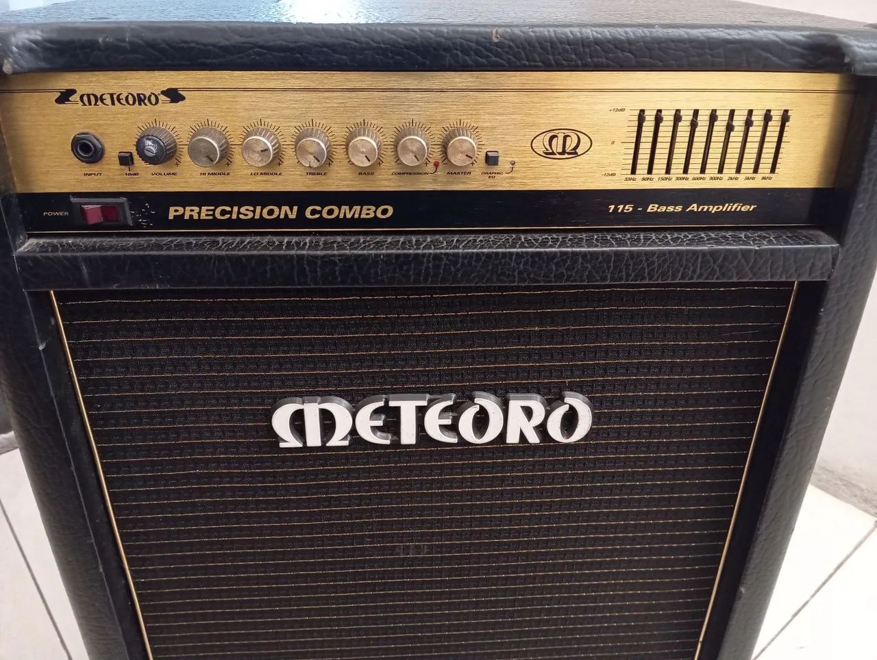 Caixa amplificada Meteoro Precision Combo 115 BS - Foto 3