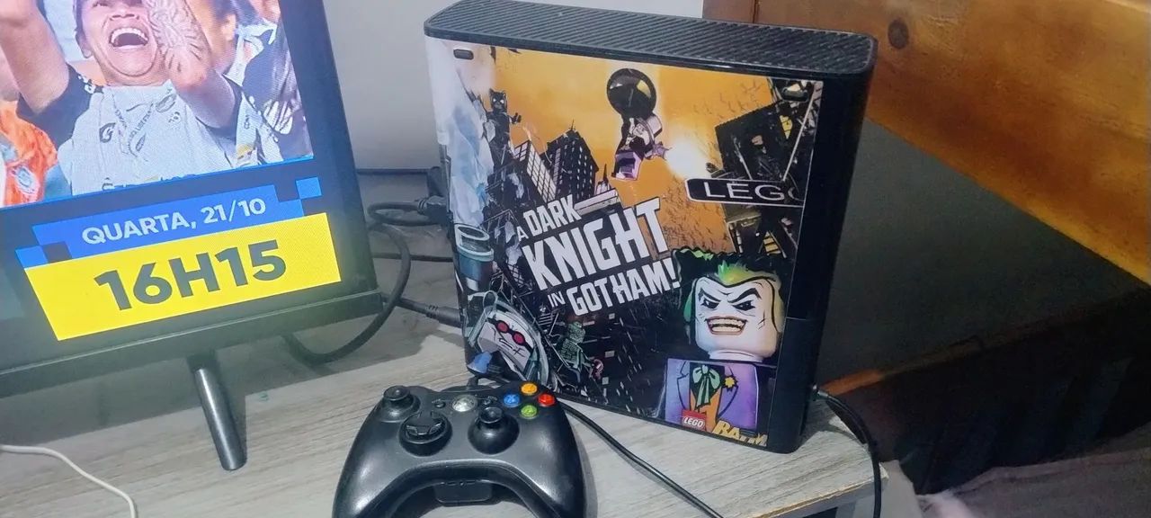 Xbox 360 com 121 jogos