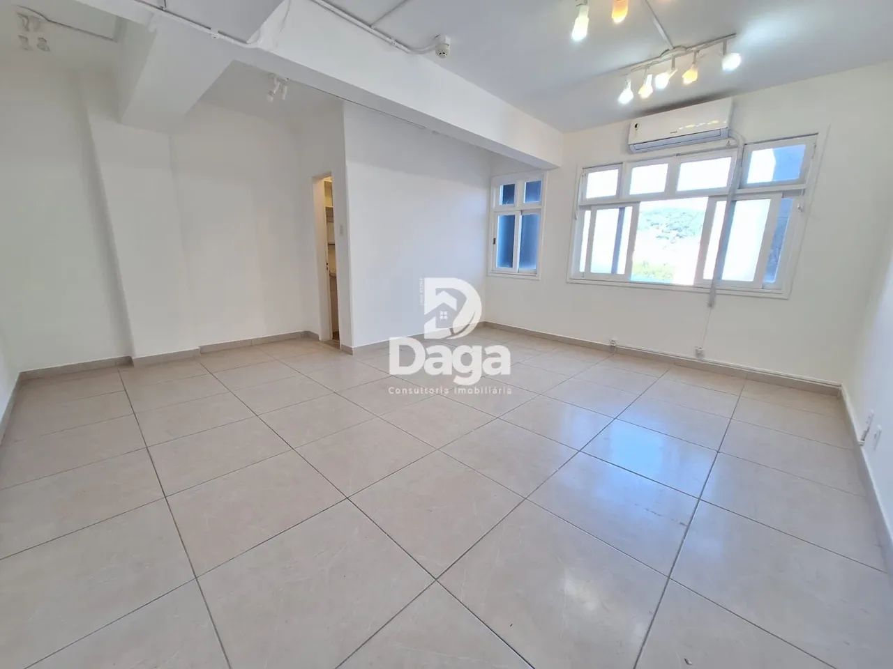 Sala Comercial no Centro de Florianópolis - Foto 3