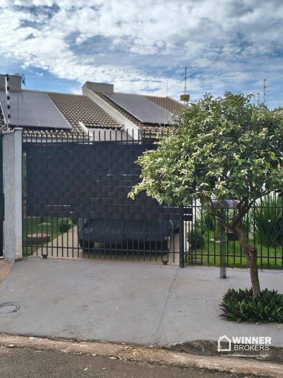Bela casa pra venda.