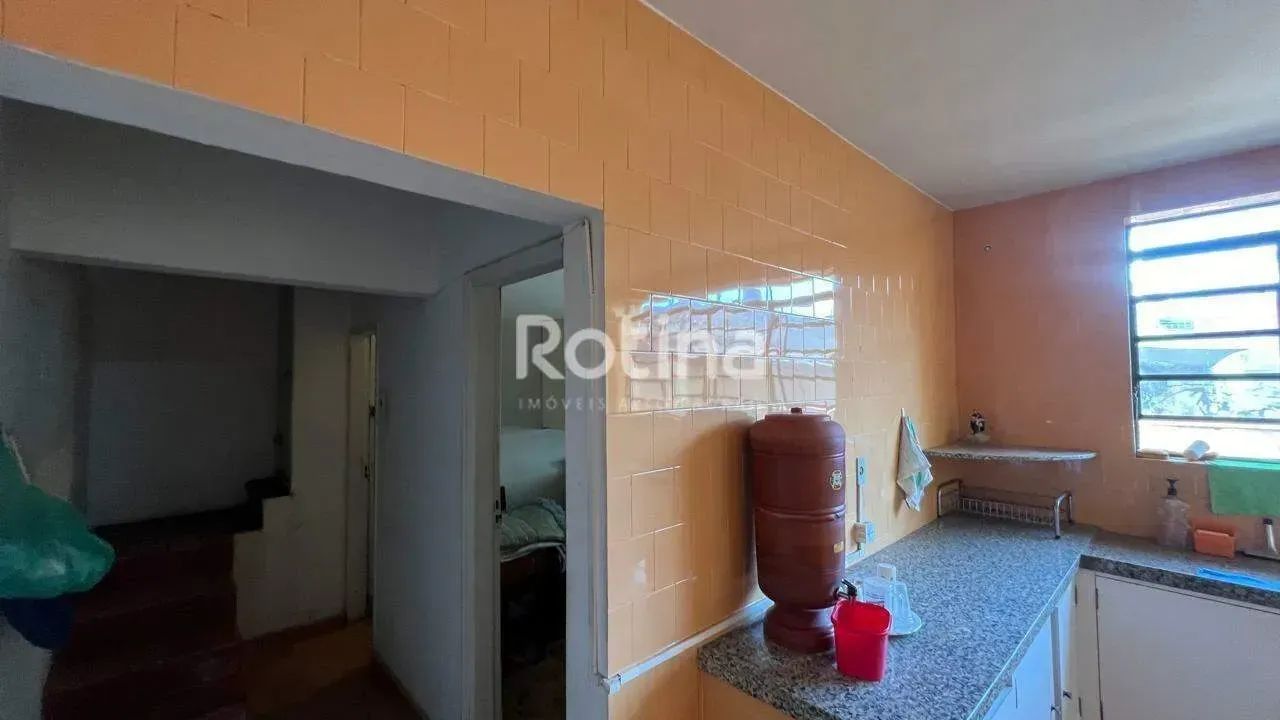 Casa Comercial à venda no Centro (Terminal Central) | 4 quartos (2 suítes) | Escritório e  - Foto 4