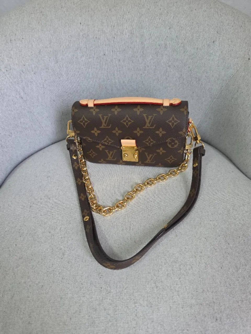 LV Bolsa Pochette Métis East West - Foto 5