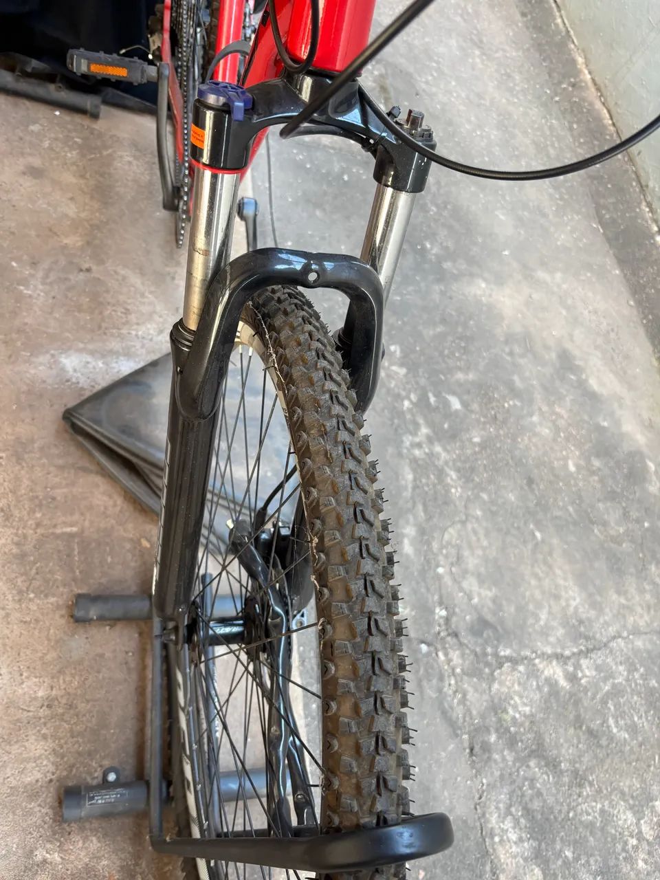 Vendo Bicicleta aro 29 super nova - Foto 2