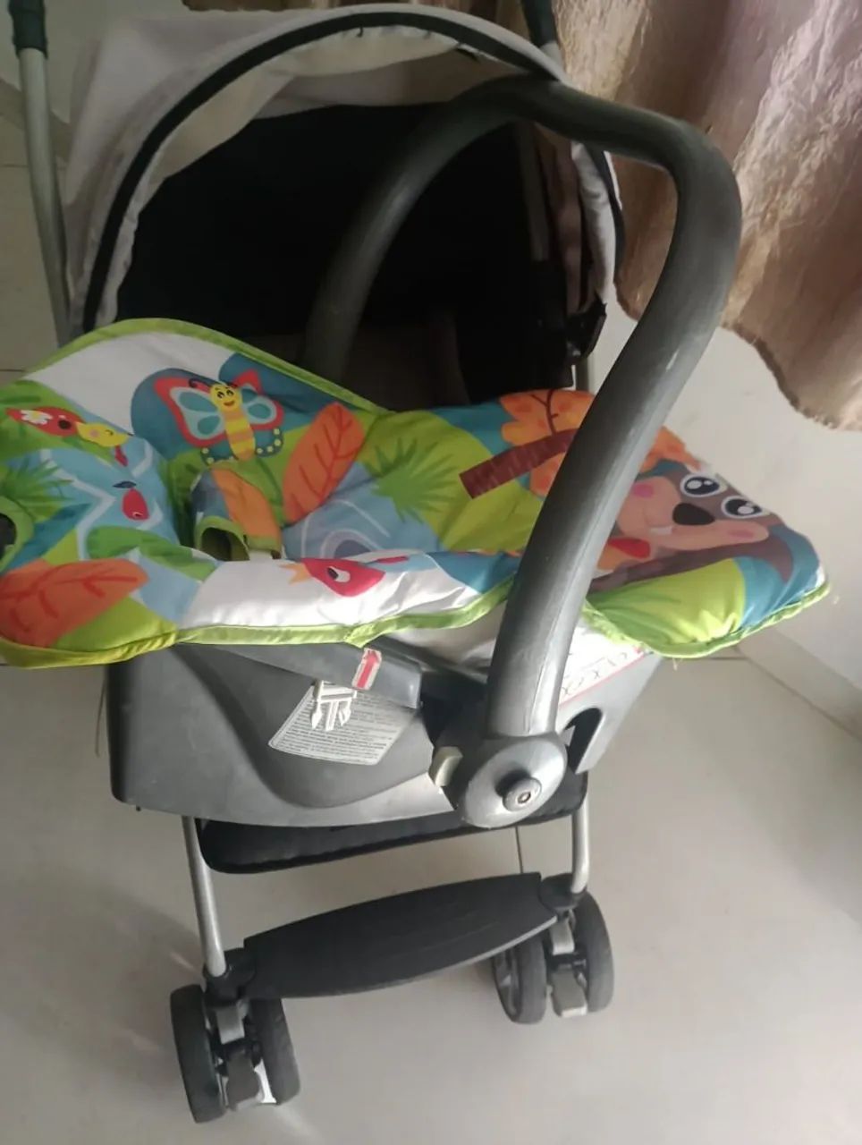 Carrinho de bebê + bebê conforto - Foto 2