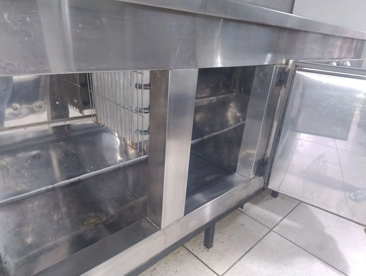 Balcão refrigerado freezer e refrigerado 220v ENTREGO  - Foto 5