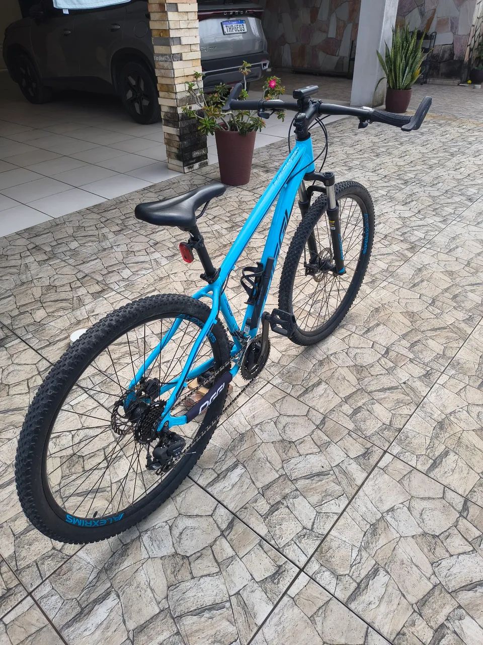 Bicicleta Oggi aro 29 - Quadro 15,5 + acessórios  - Foto 3