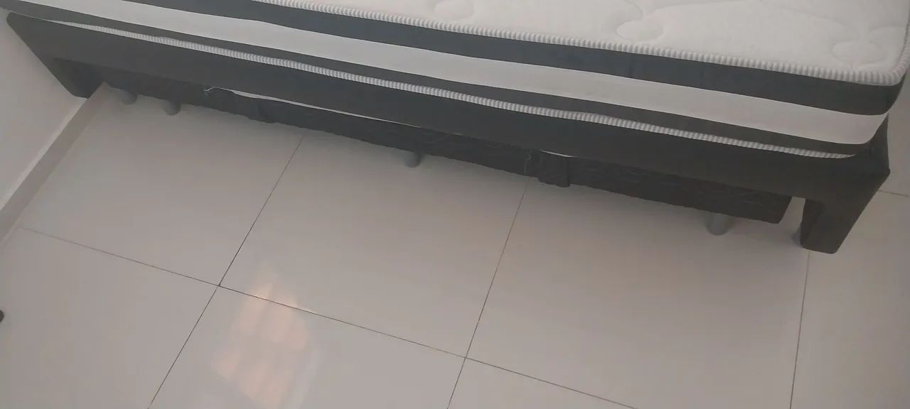 Cama de solteiro com auxiliar Ortobom . Semenova