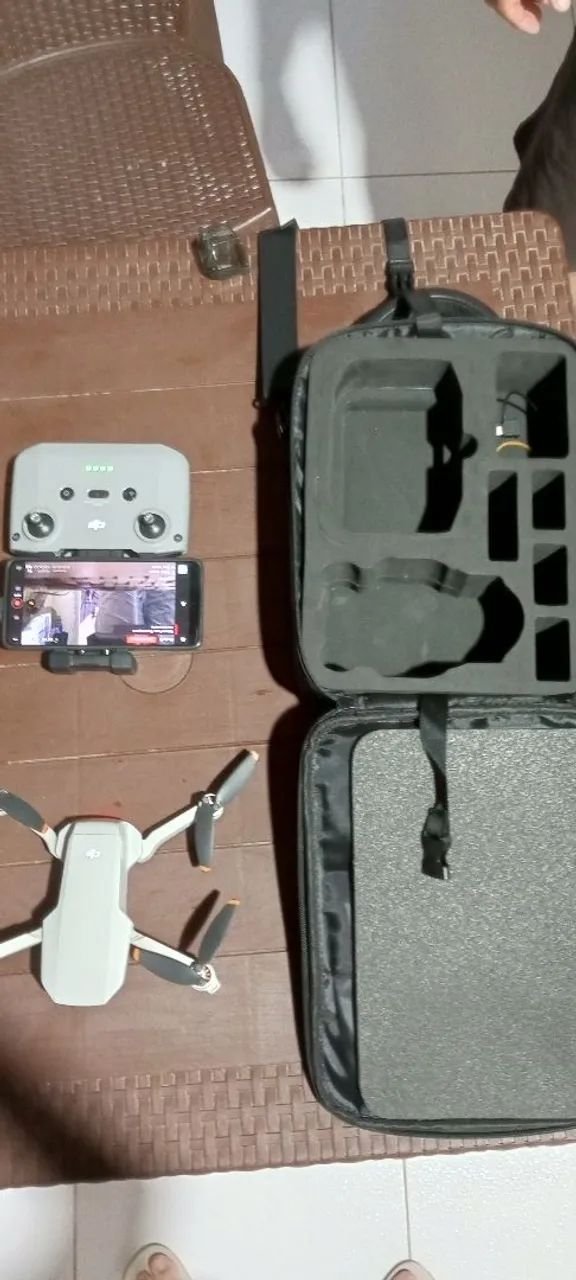 Drone dji mini 4k super novo com case de transporte  - Foto 2