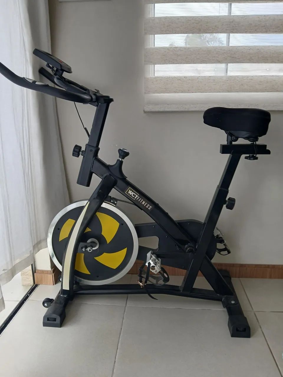 Bicicleta ergometrica academia zera