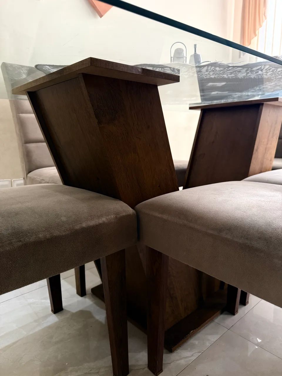 Mesa de Vidro com 6 cadeiras - Foto 2