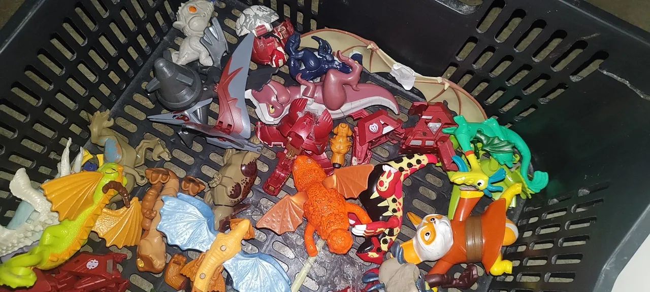 Vendo brinquedos 65579500373379122
