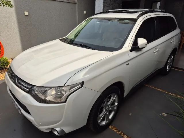 Mitsubishi Outlander 2014
