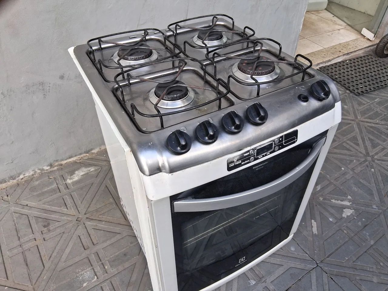 Fogão de embutir  Electrolux  - Foto 3