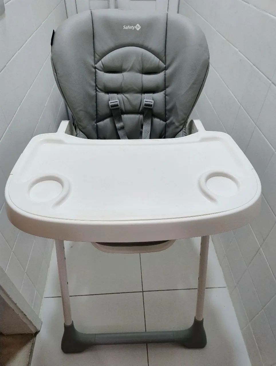 Cadeira de alimentação 