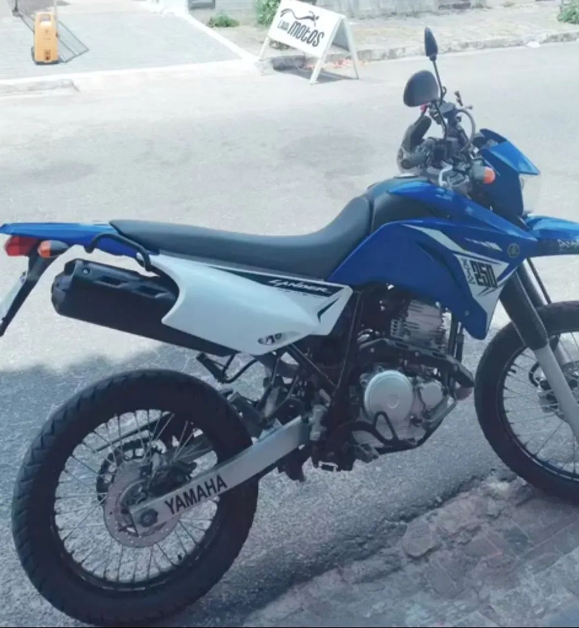 LANDER 250 ANO 2015 - Foto 3