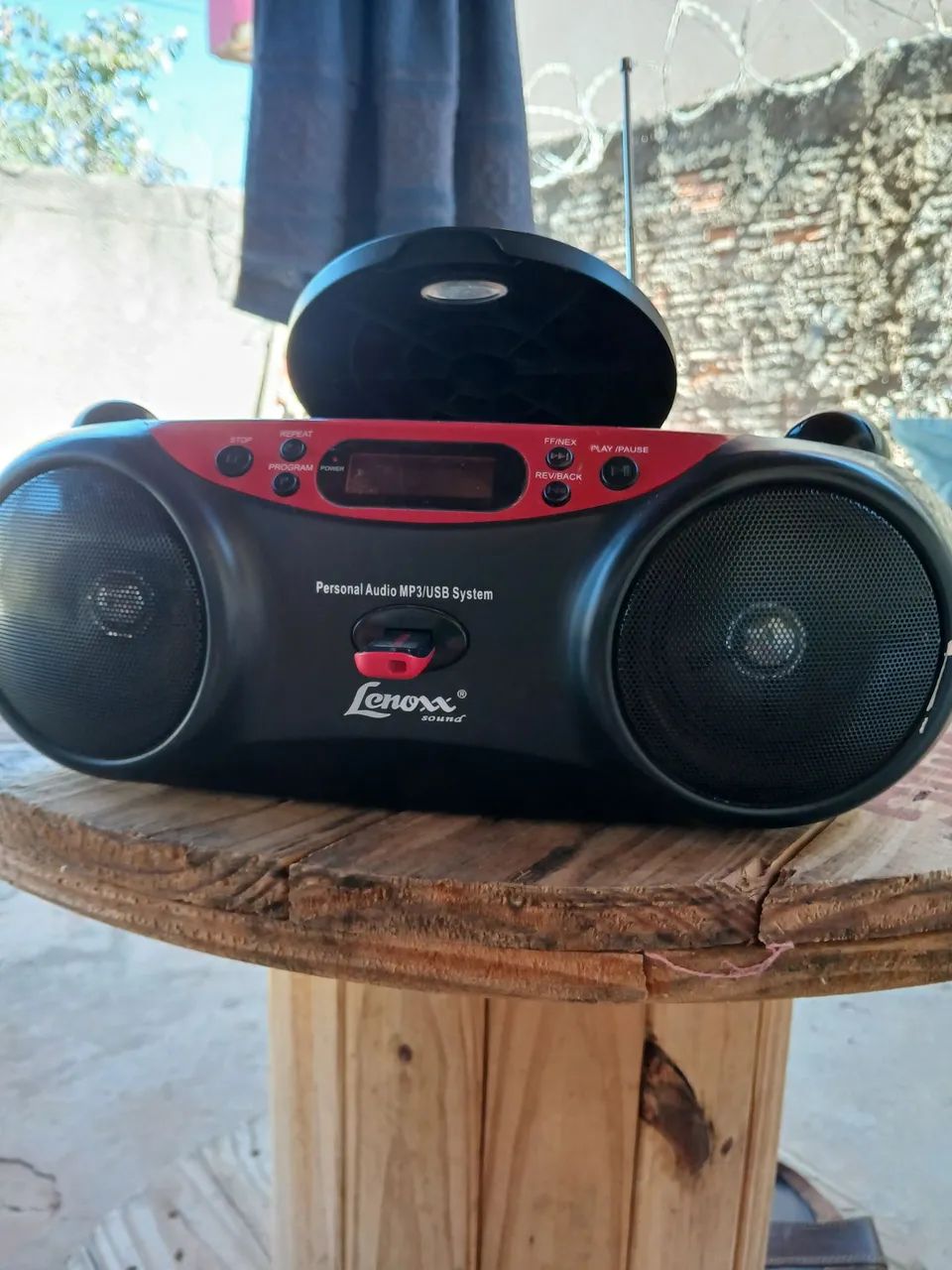 Rádio Lenoxx