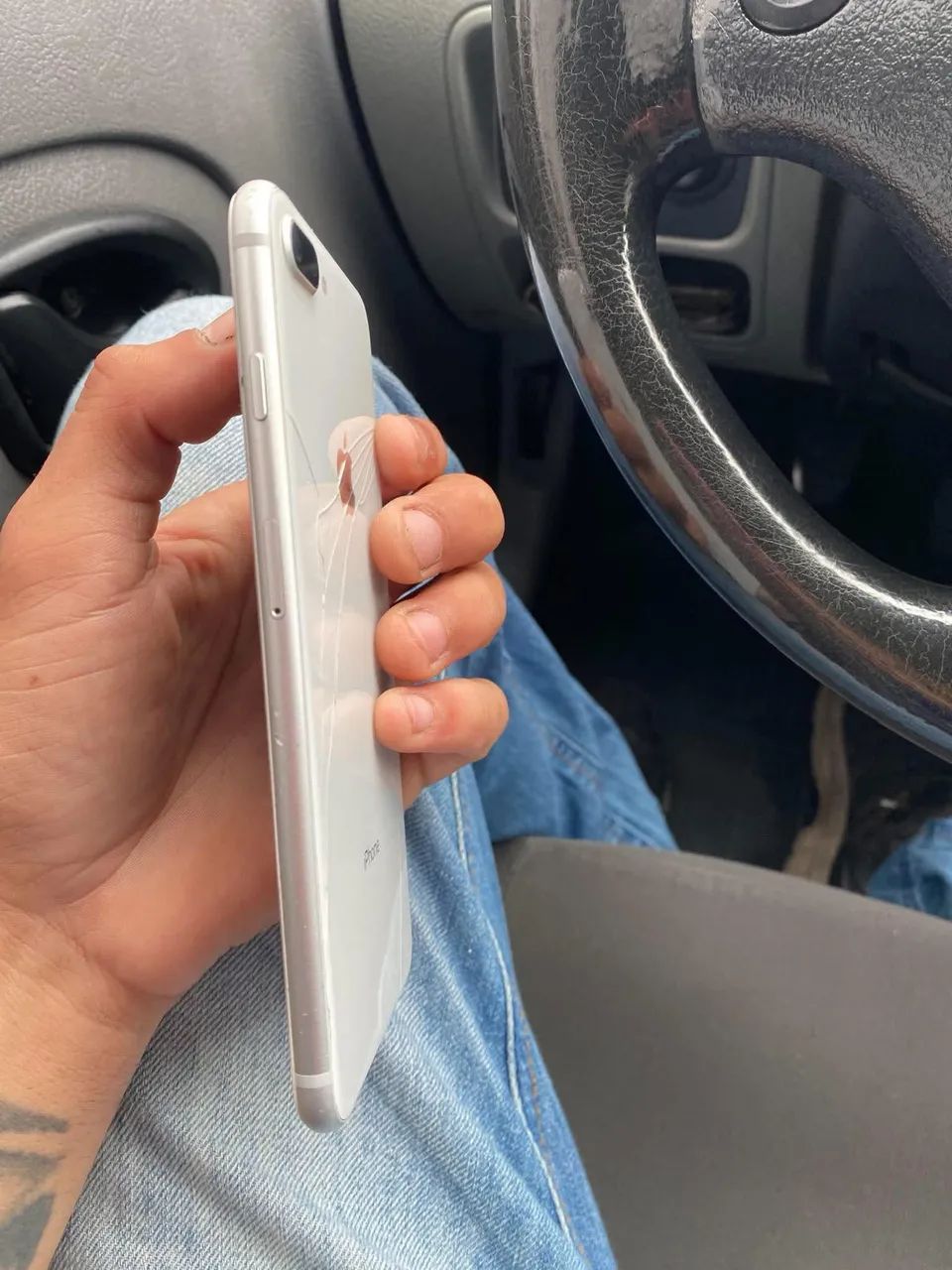 iPhone 8 Plus 64gb valor 550 - Foto 4