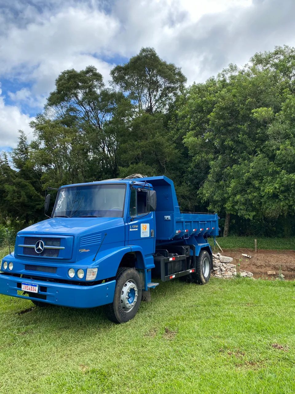 Mb 1318 eletrônico caçamba 