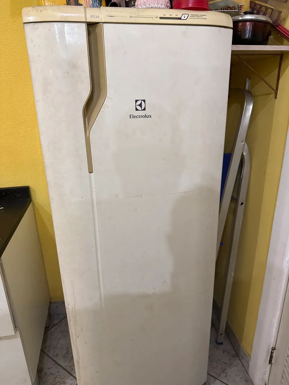 Vendo geladeira usada 