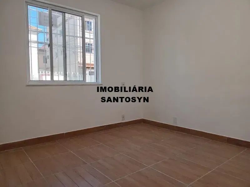 casa linear com sala,  2 quartos, quintal,  Ramos - Rio de Janeiro - RJ - Foto 3