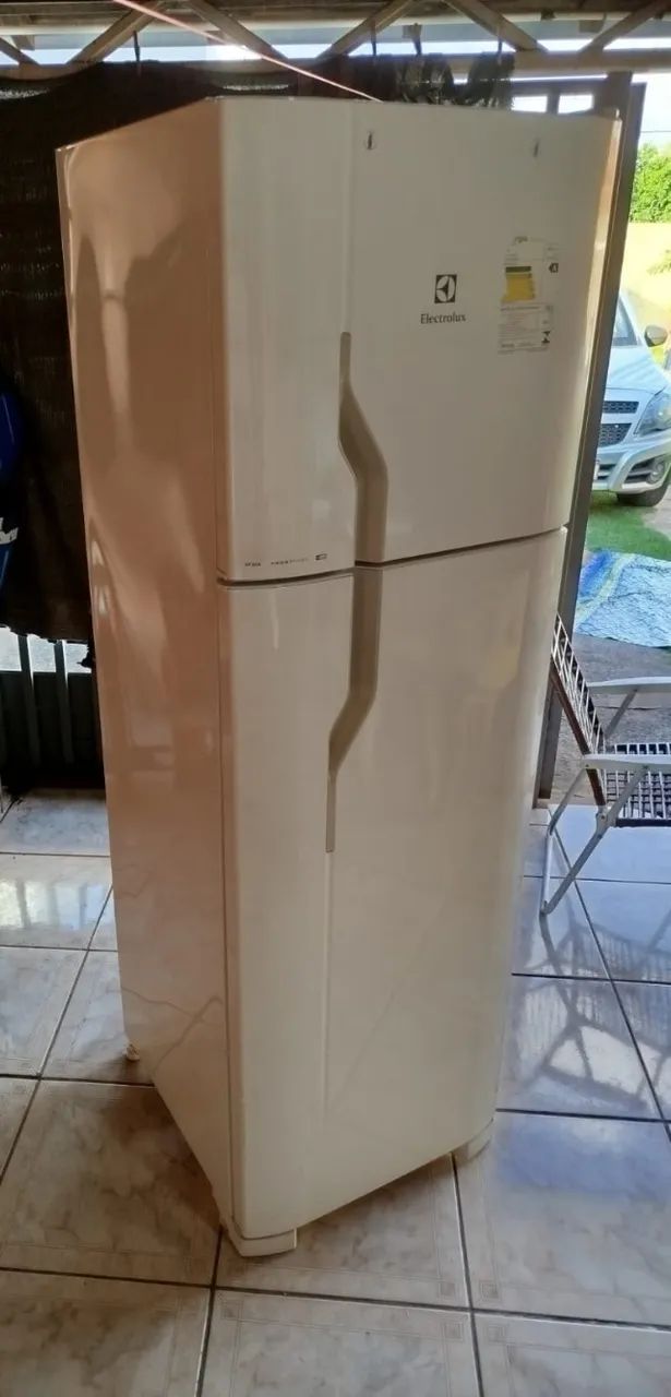 Geladeira Semi Nova