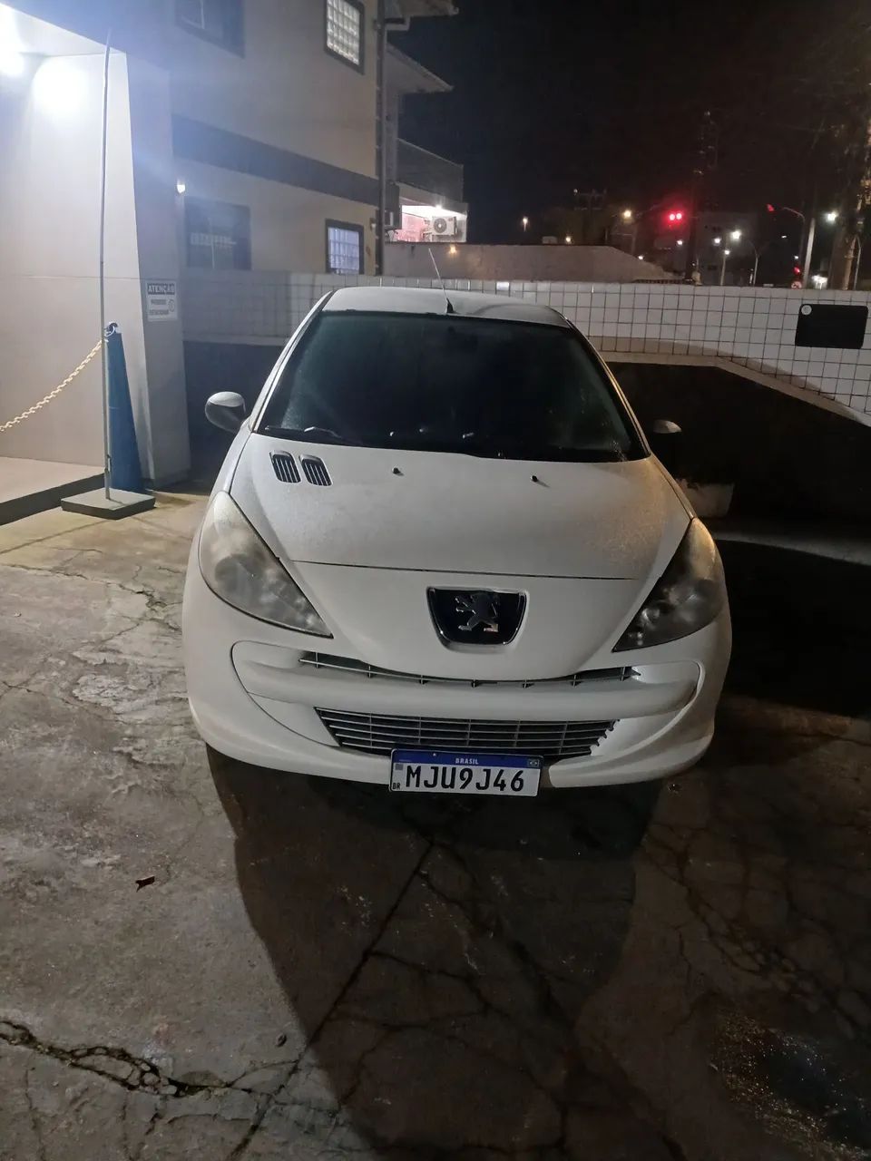 Peugeot 207 XR 1.4 Flex 8V 5P 2013