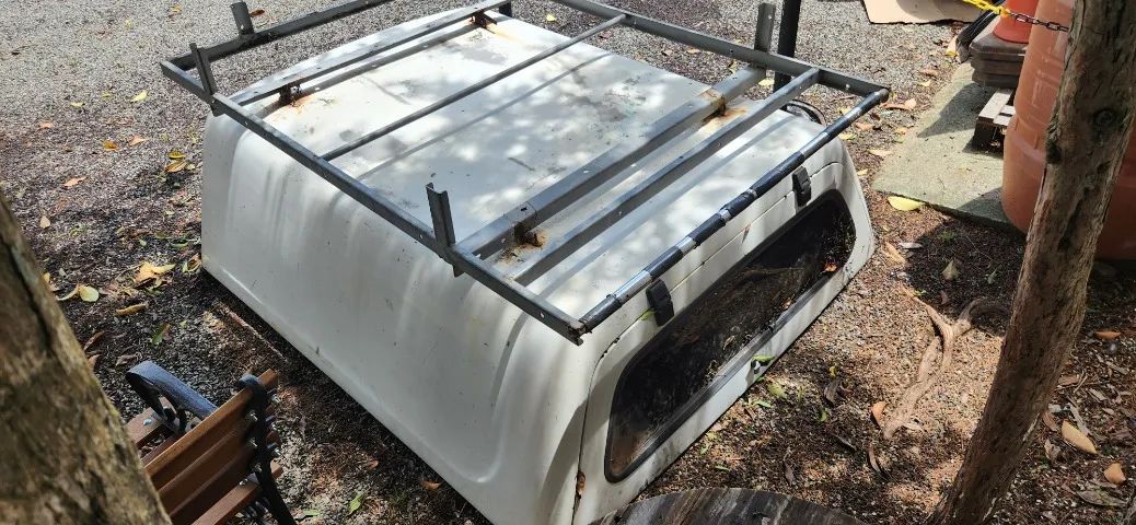 Capota fibra L200 Triton com vidro - Foto 2