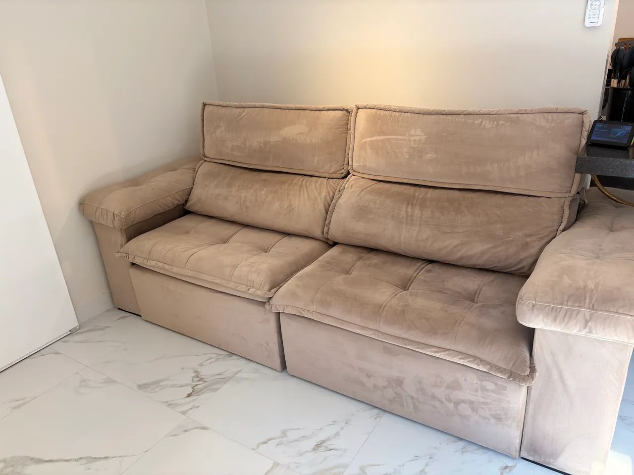 Sofá retrátil e reclinável com 2.6m, em excelente estado  - Foto 5