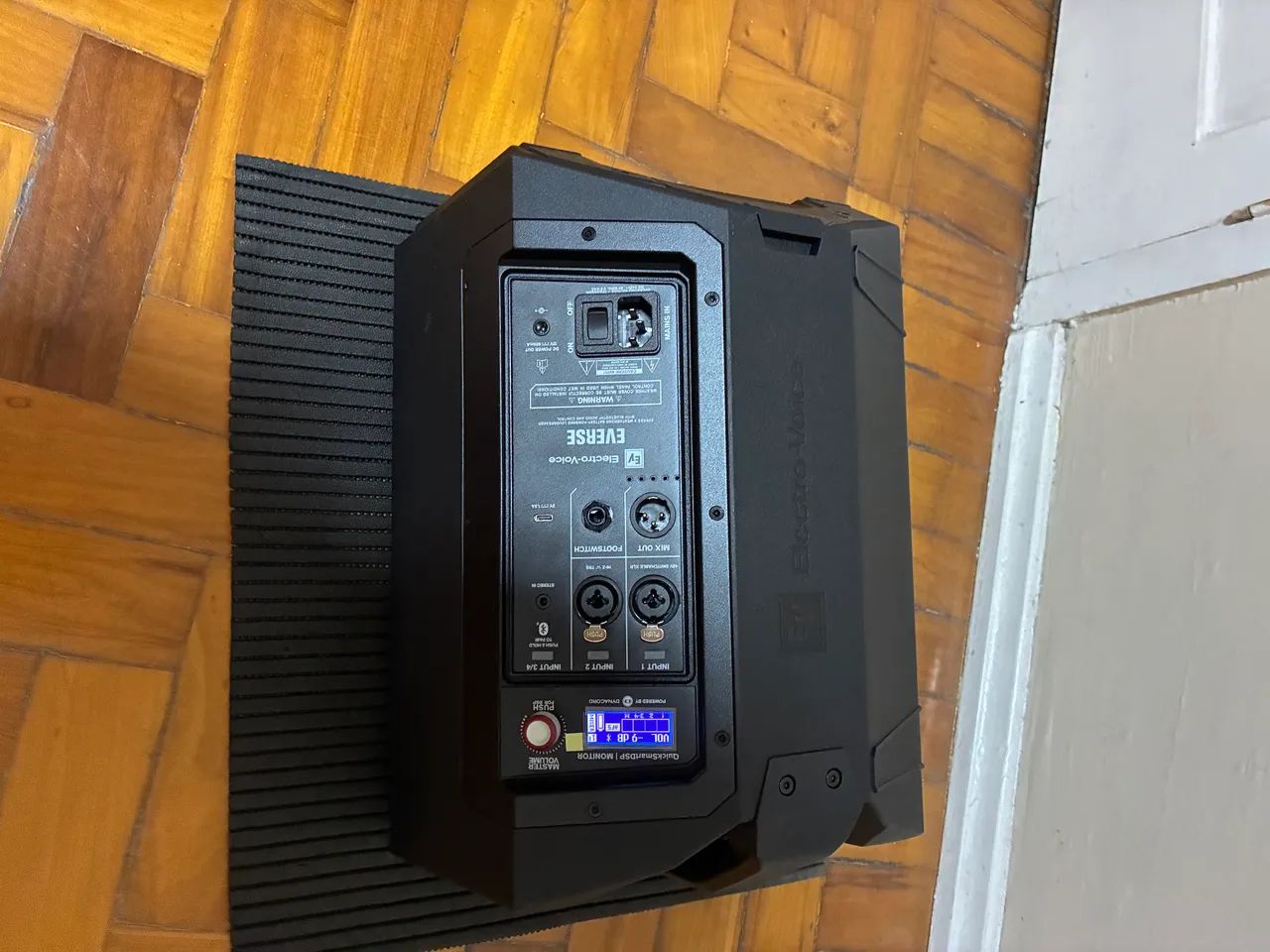 CAIXA ELECTROVOICE EVERSE 8 - Foto 4