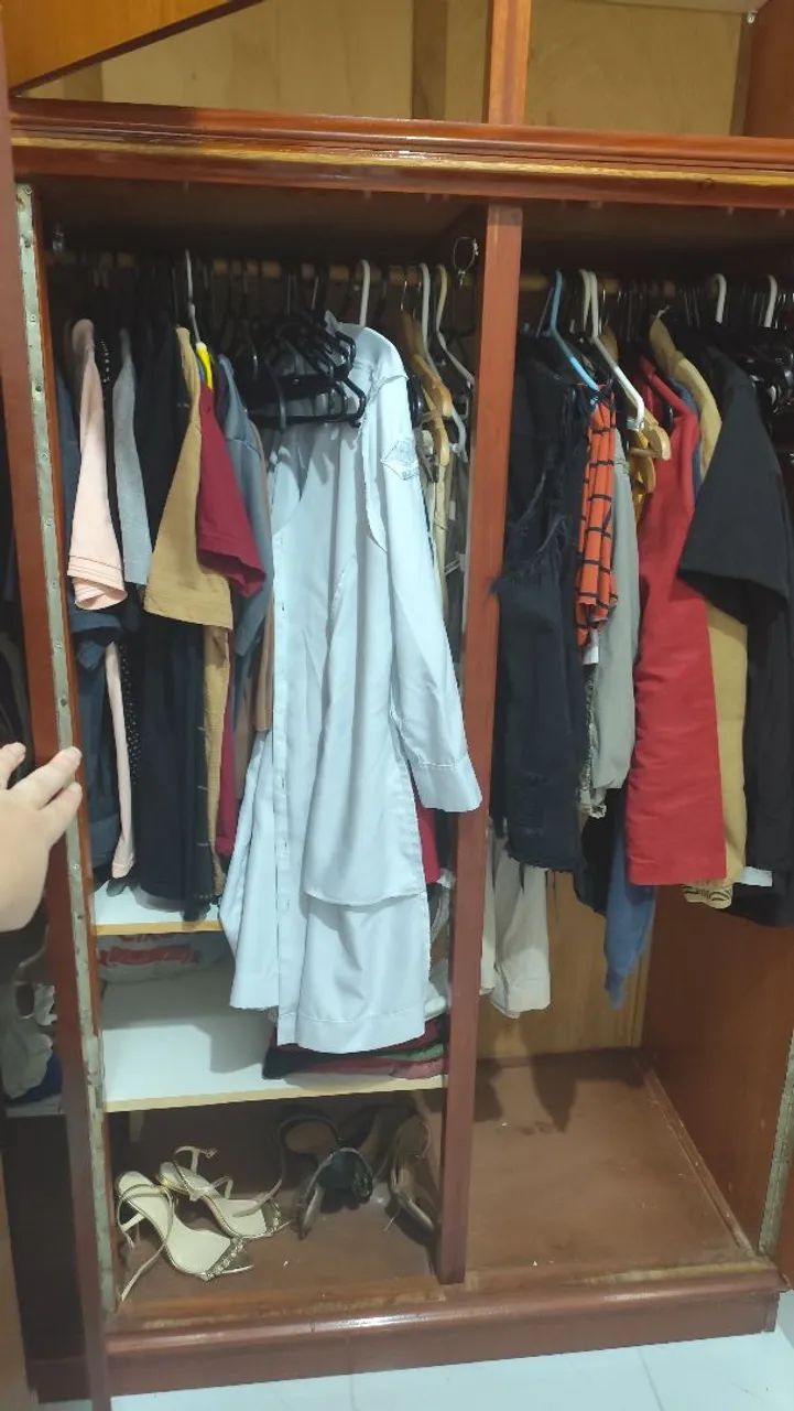 Guarda roupa madeira maciça  - Foto 2