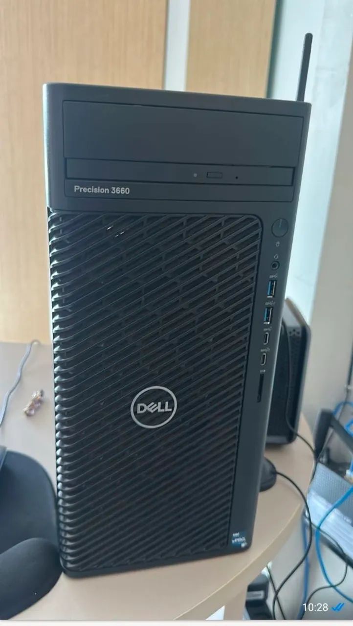 Desktop Workstatation Dell Precision 3660 - Core i7 13700ghz. 