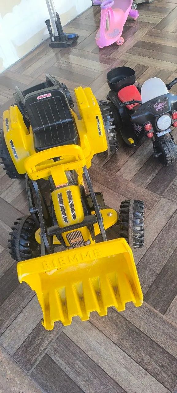 Trator elétrico 12v  biemme