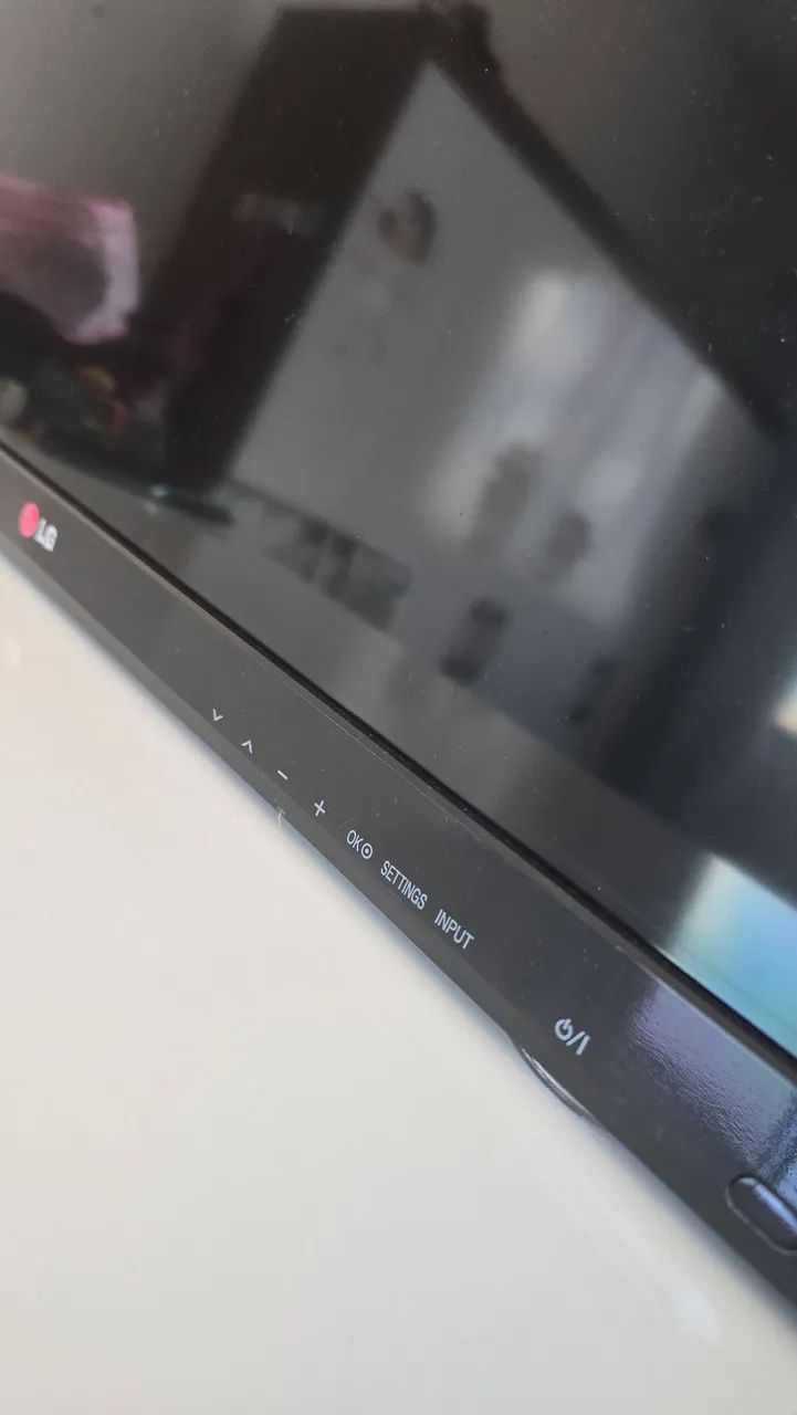 TV LG 22 POLEGADAS  - Foto 2