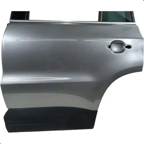 Porta Traseira Esquerda Tiguan 2009 2010 2011 2012 2013 2016 Traseira Esquerda Cinza - Foto 5