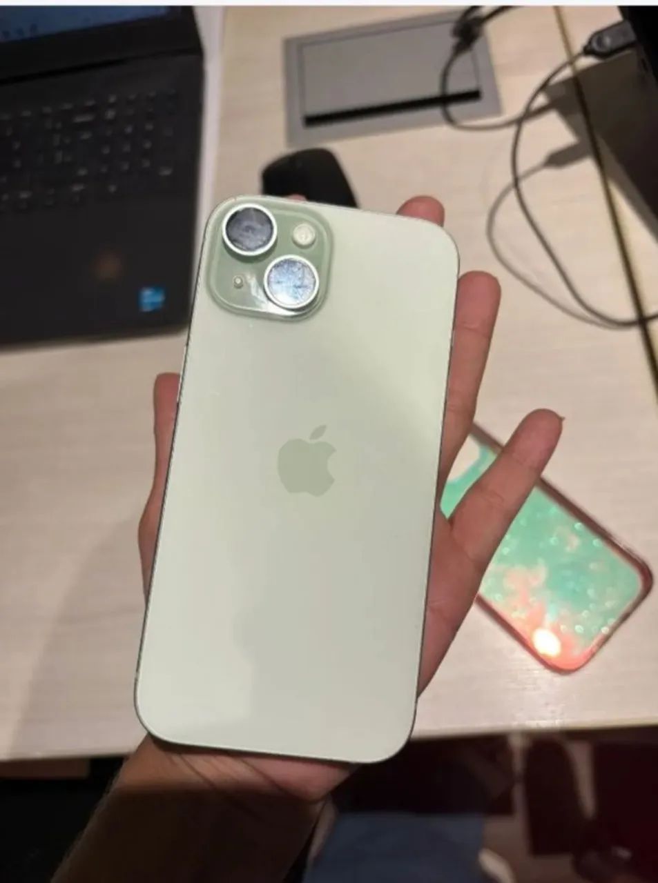 iPhone 15 verde 3.250