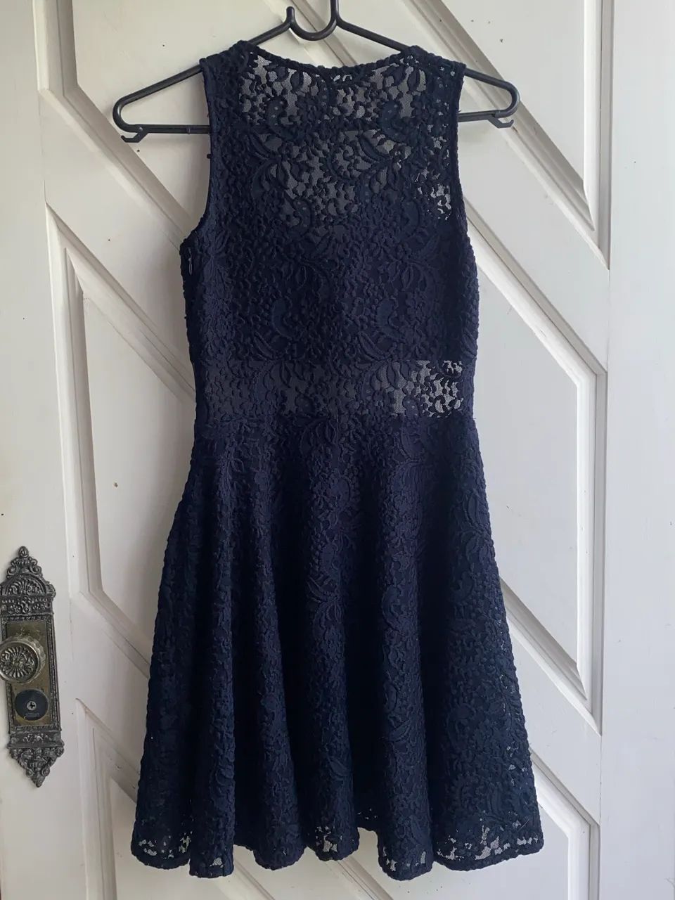 VESTIDO AZUL-MARINHO EM RENDA - Foto 3