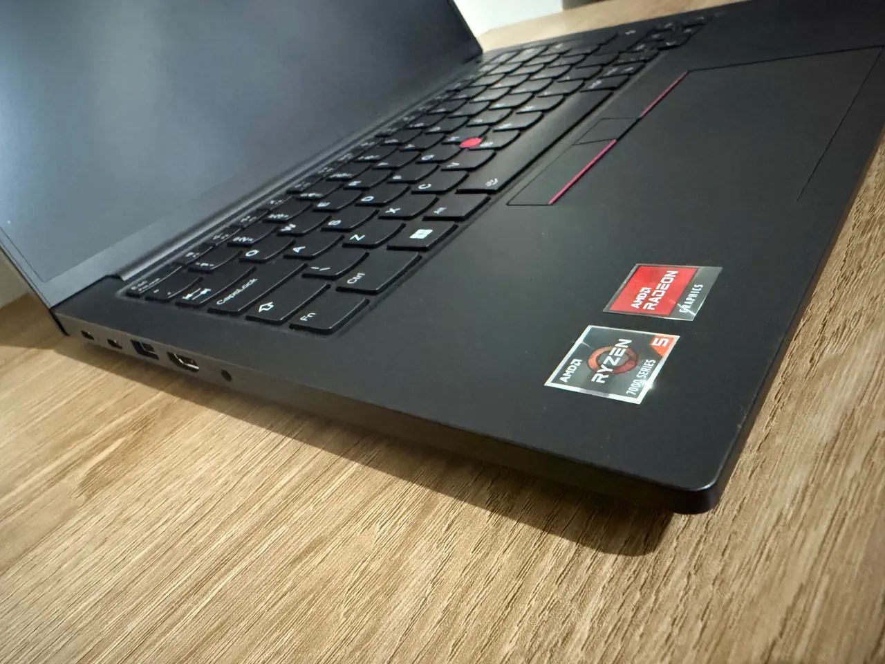 Notebook ThinkPad E14 - Foto 2