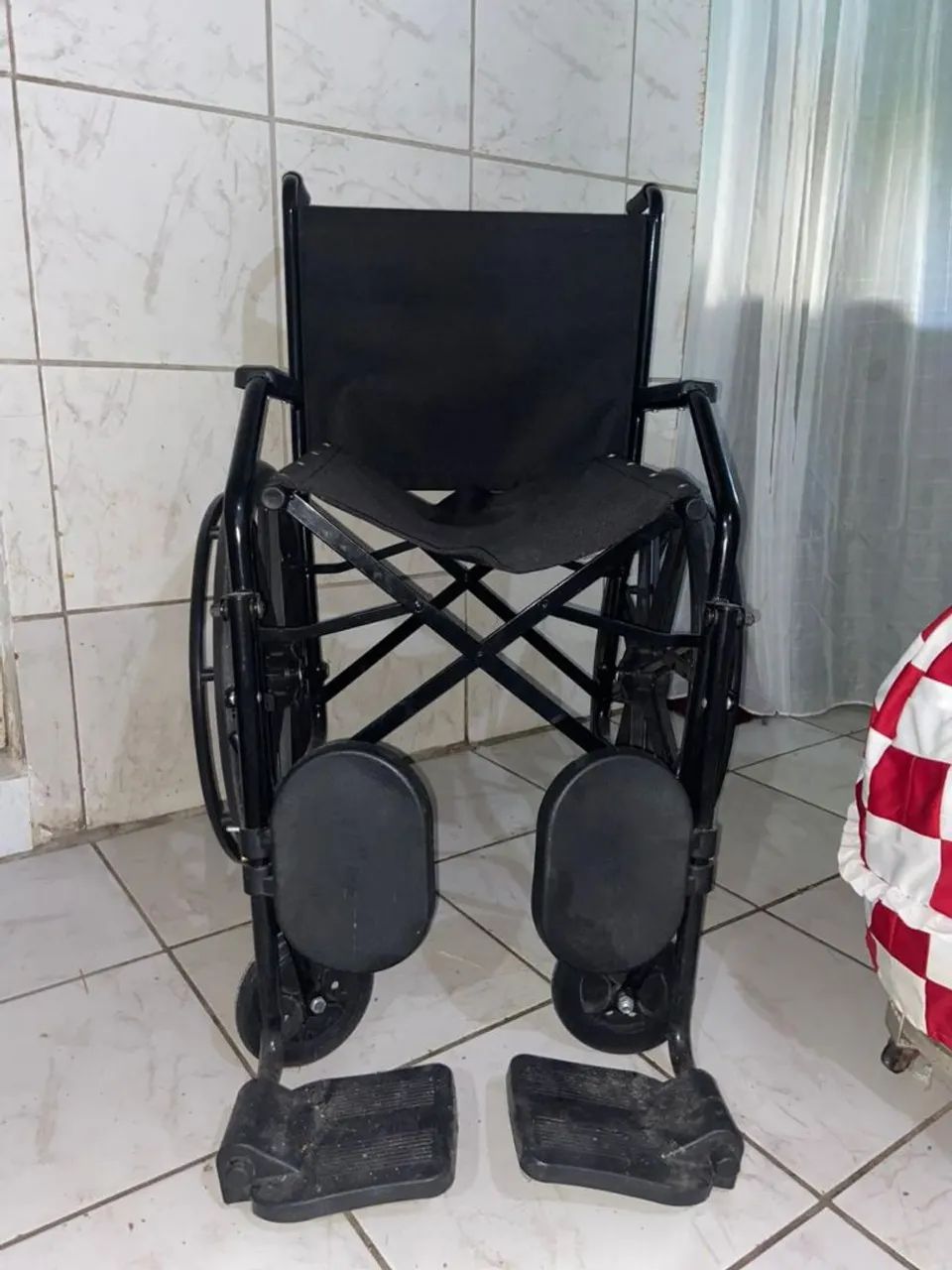 Cadeira de roda - Foto 4