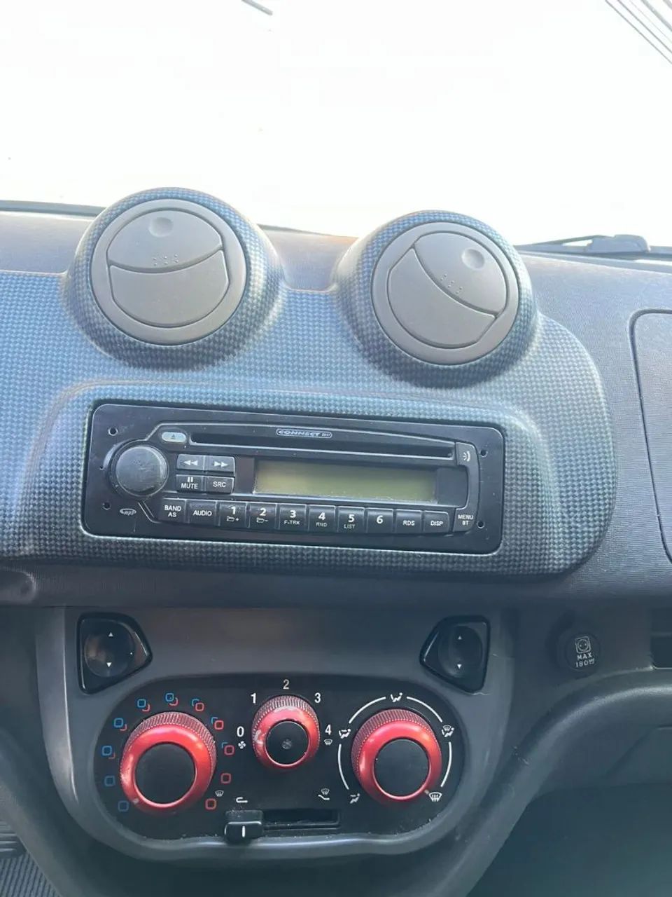 Fiat Uno Sporting 1.4 EVO Fire Flex 8V 4P 2012 - Foto 4