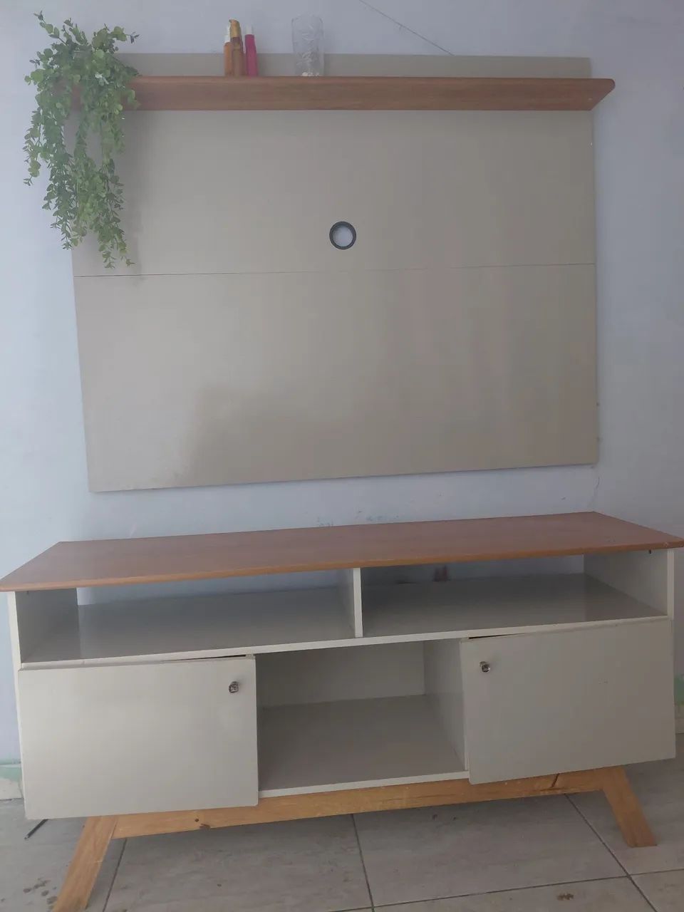 Rack com painel com LED 