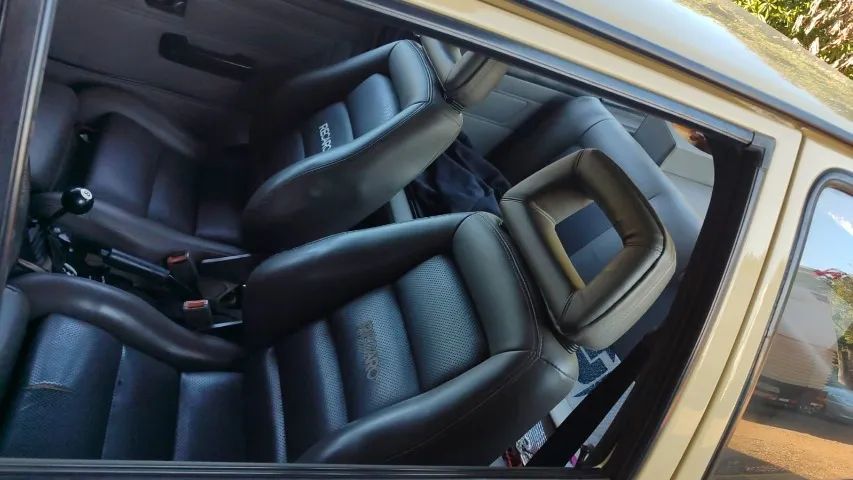Volkswagen Gol Geração I 1000 2P 1993