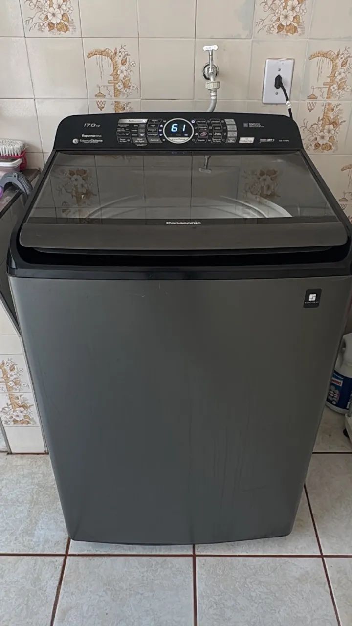 Máquina de lavar roupas 