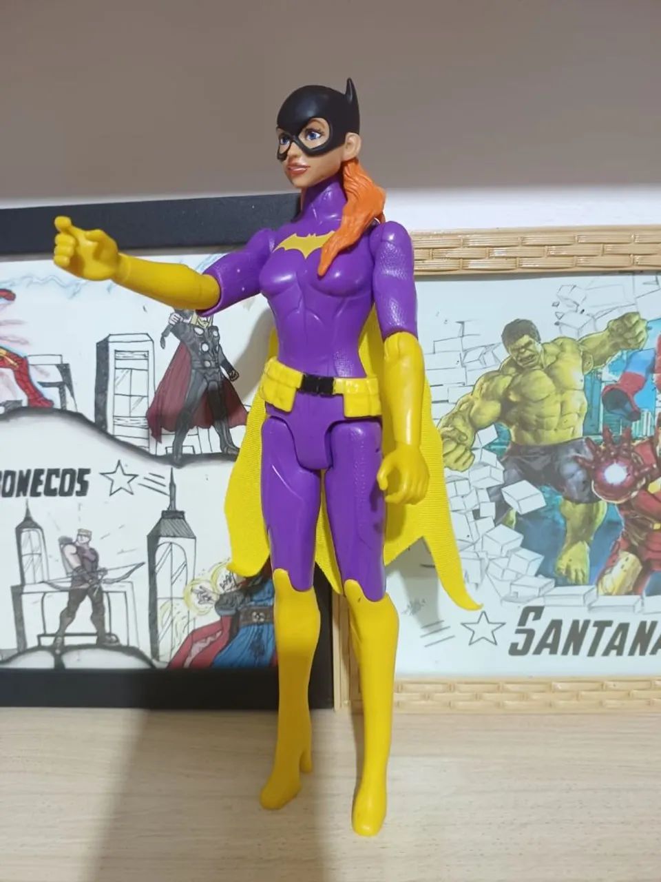 Batgirl 30cm original marca Hasbro 